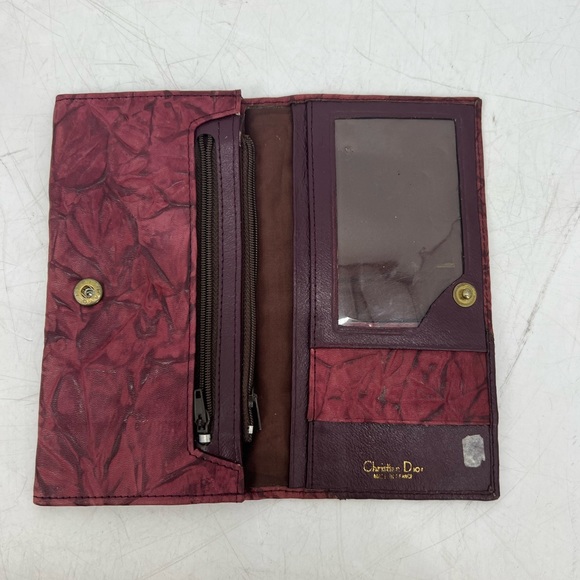 Dior crumpled leather wallet - Picture 7 of 12